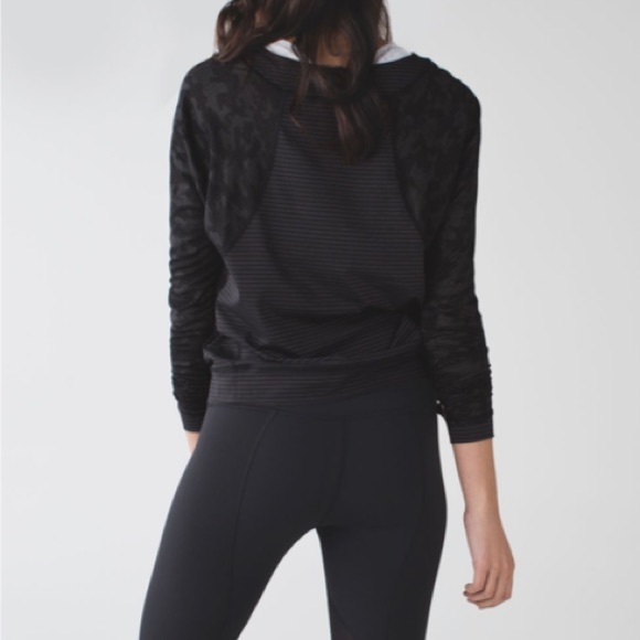 lululemon athletica Tops - Lululemon run for days long sleeve